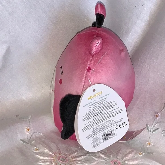 Squishmallows 5 Inch Arona Butterfly Valentines Day Hearts Pink and Black NWT - Picture 5 of 9